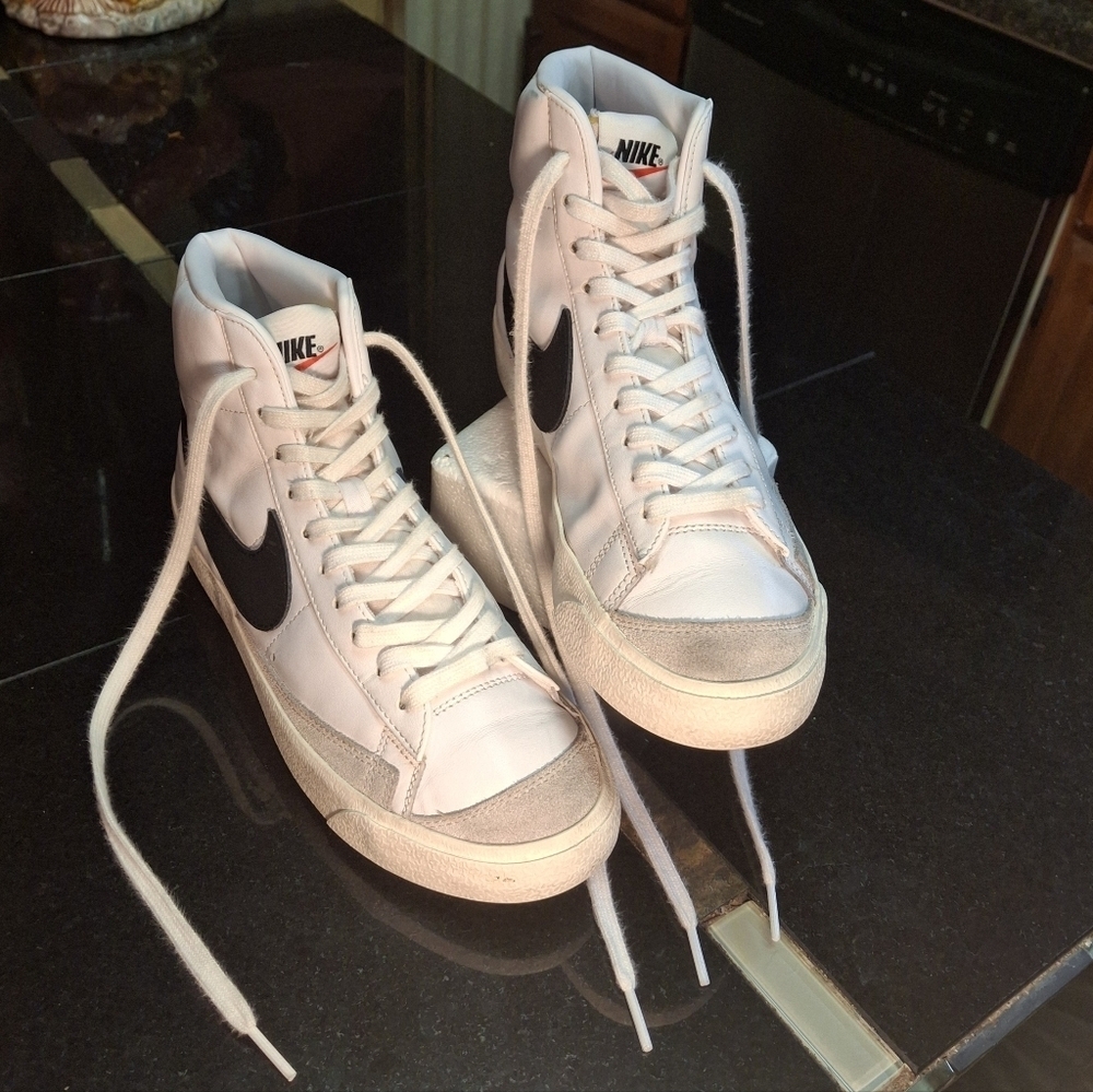 Nike Blazer Mid '77 High-Top Leather Suede White Lace Up Sneakers Women Size 8.5 - Picture 4 of 16